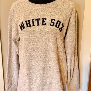 PINK Victoria's Secret Gray Knit Chicago White Sox Sweater